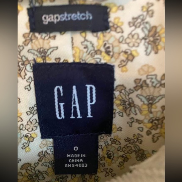 Gap Corduroy Jacket. Stretch. Size 0. Like new. - Picture 4 of 5